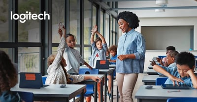 Logitech-PS-Social